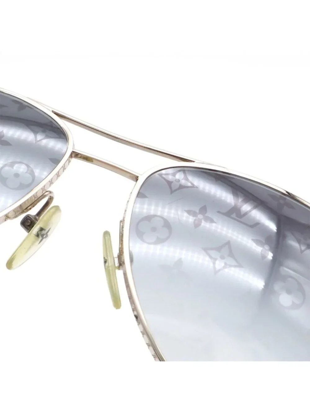 Louis Vuitton Sunglasses Monogram Conspiration Pilot Gray Gradient Teardrop